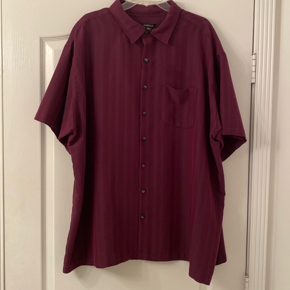 Van Heusen Other - short sleeve button down shirt size 3xl tall